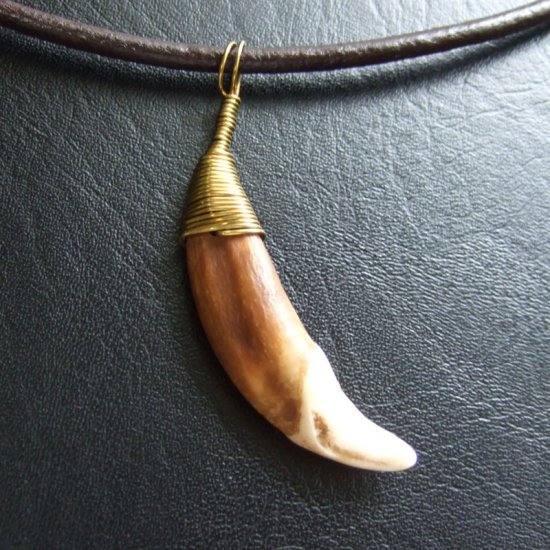 真鍮ワイヤラップ ビンテージ風狼ペンダントトップ - 15102zhc