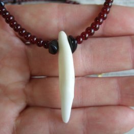 【訳あり現品】狼牙・メノウビーズネックレス - 15555zhb 【訳あり現品】狼牙・メノウビーズネックレス - 15555zhb