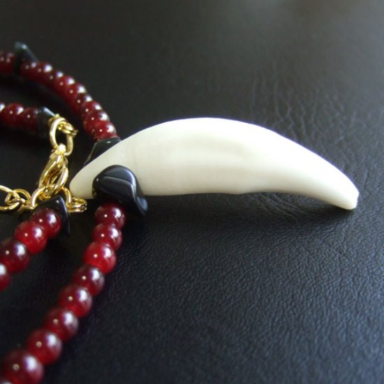 【訳あり現品】狼牙・メノウビーズネックレス - 15555zhb