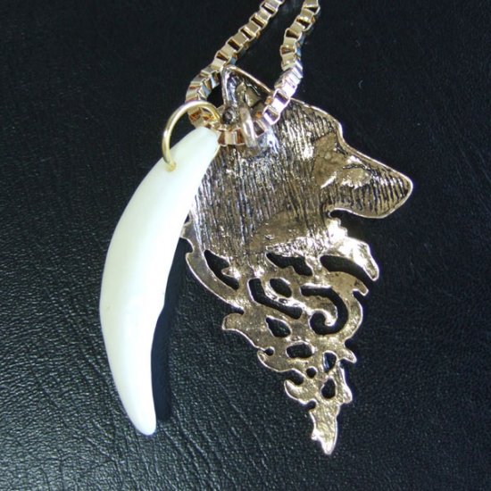 狼牙メダルペンダント（ゴールド） - 15631zhb