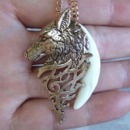 狼牙メダルペンダント（ゴールド） - 15631zhb