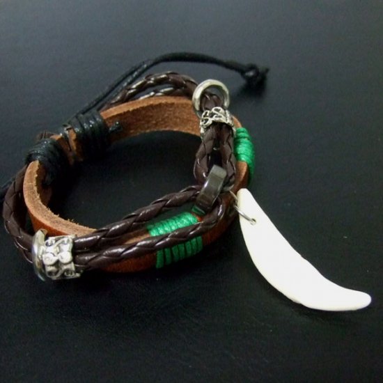 本物の牙ブレスレット - 15727zhc