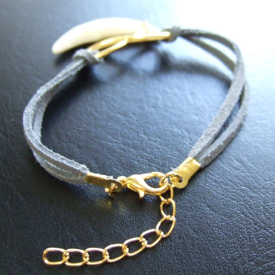 本物の牙ブレスレット - 15757chc