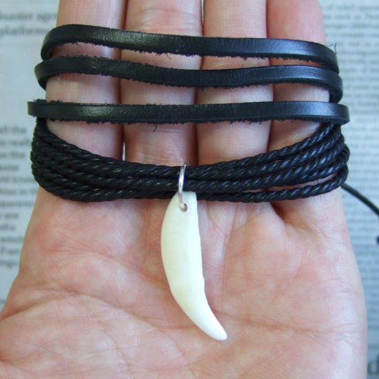 【表示現品】本物の牙ブレスレット - 15790zhb