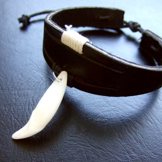 【表示現品】本物の牙ブレスレット - 15794zhb