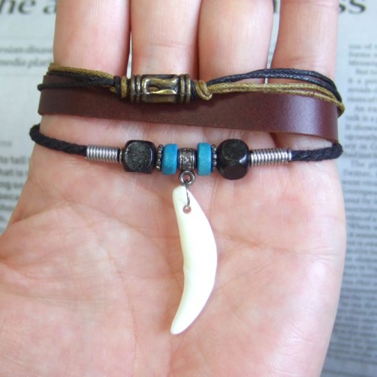 【表示現品】本物の牙レザーコードブレスレット - 15808zhb