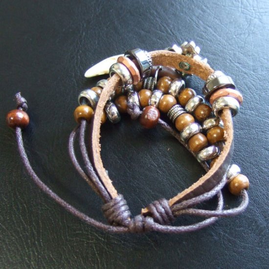 【表示現品】本物の牙レザーコードブレスレット - 15837zhc