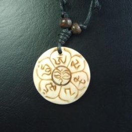 チベットYakuボーンカービングペンダント - 15910chd