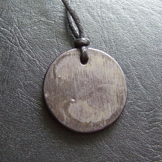 チベットYakuボーンカービングペンダント - 15918chd