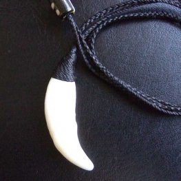 【表示現品】狼牙編み込みネックレス＜黒コード　中サイズ＞ - WTN-15055