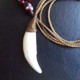 【表示現品】狼牙編み込みネックレス＜カーキコード　中サイズ＞ - WTN-15057