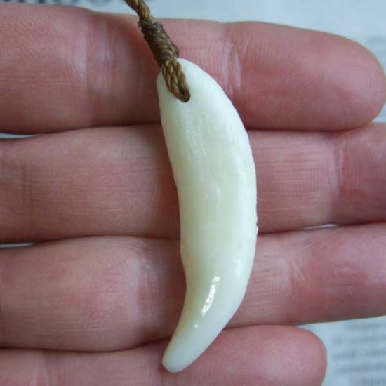 【表示現品】狼牙編み込みネックレス＜カーキコード中サイズ＞ - WTN-15071