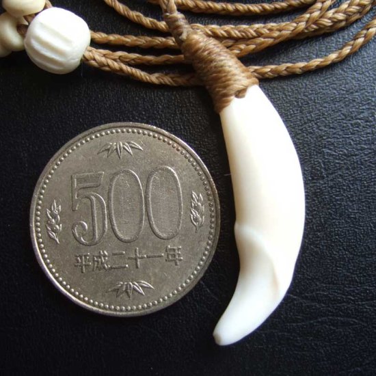 【表示現品】狼牙編み込みネックレス＜黒コード　中サイズ＞ - WTN-15100